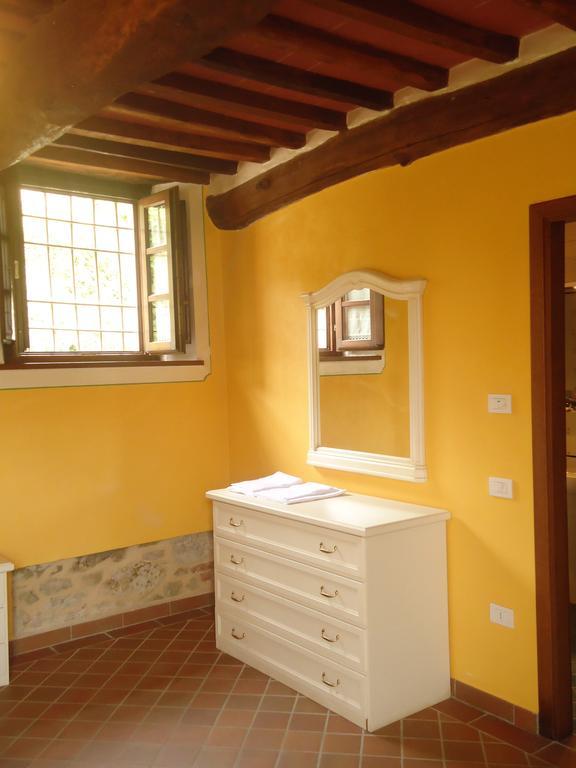 Monte A Pescia Villa Værelse billede