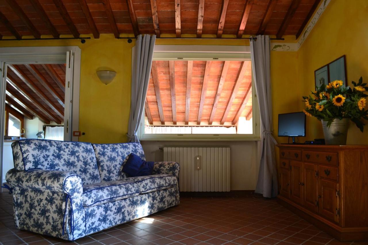 Monte A Pescia Villa Værelse billede